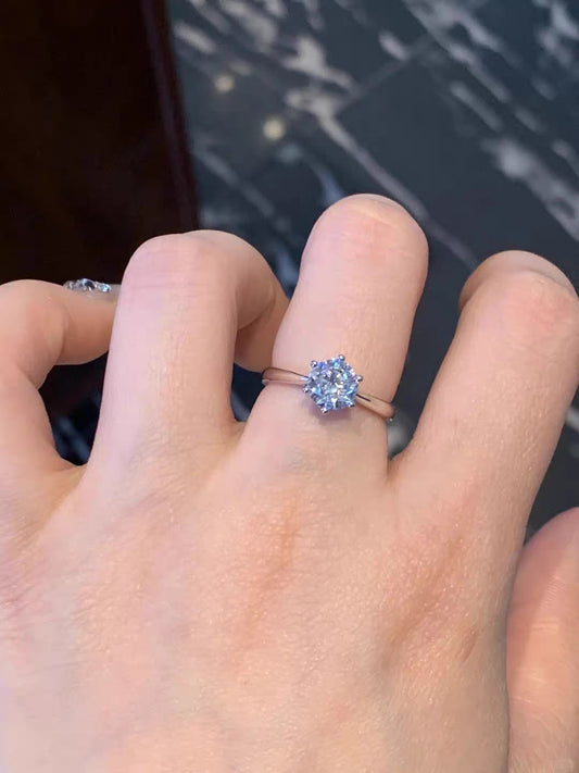 PT950 platinum Real Natural Diamond GIA Certified Ring- Classic sixprong setting