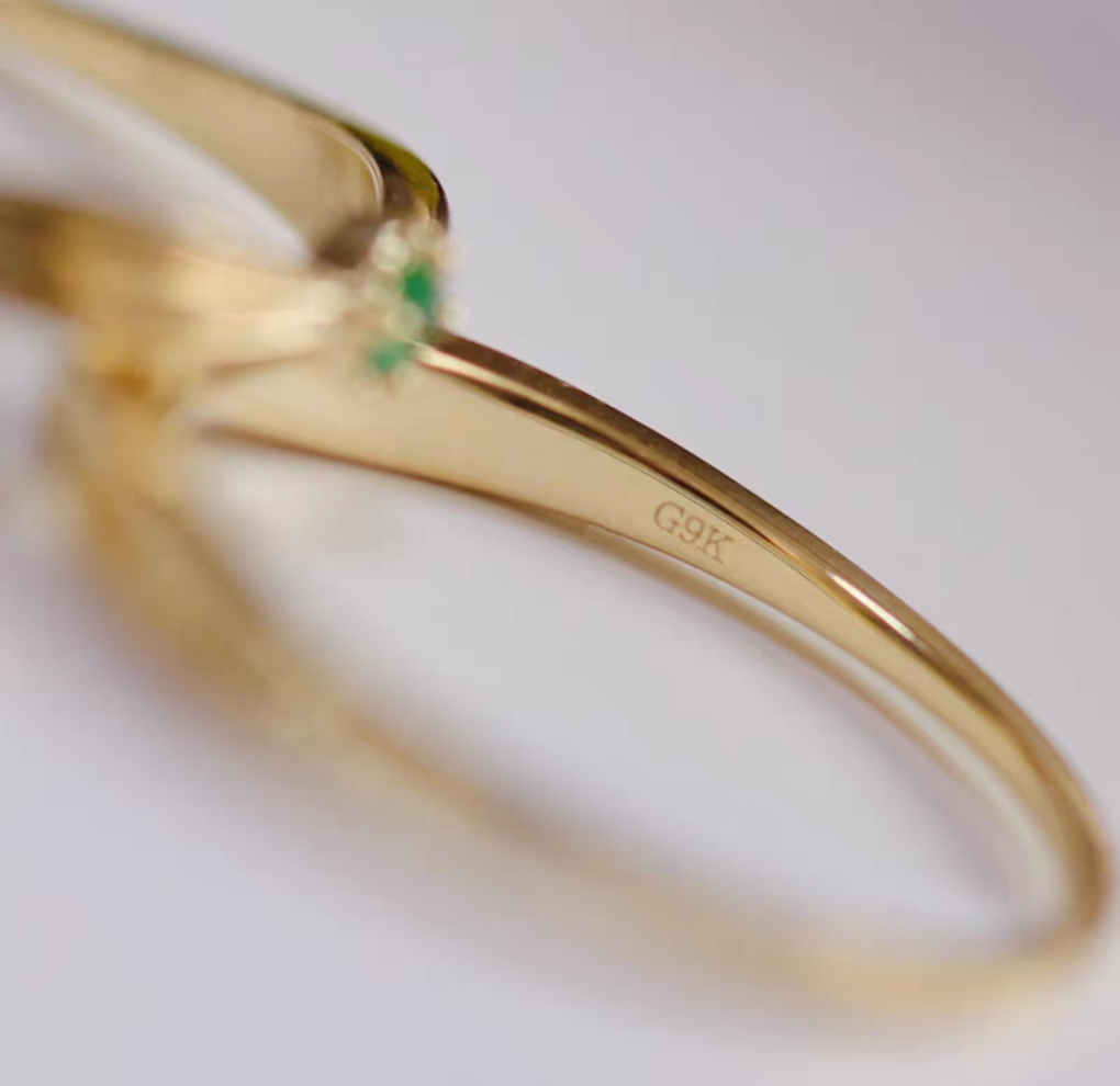 Green Island 9K gold natural emerald Certified Ring