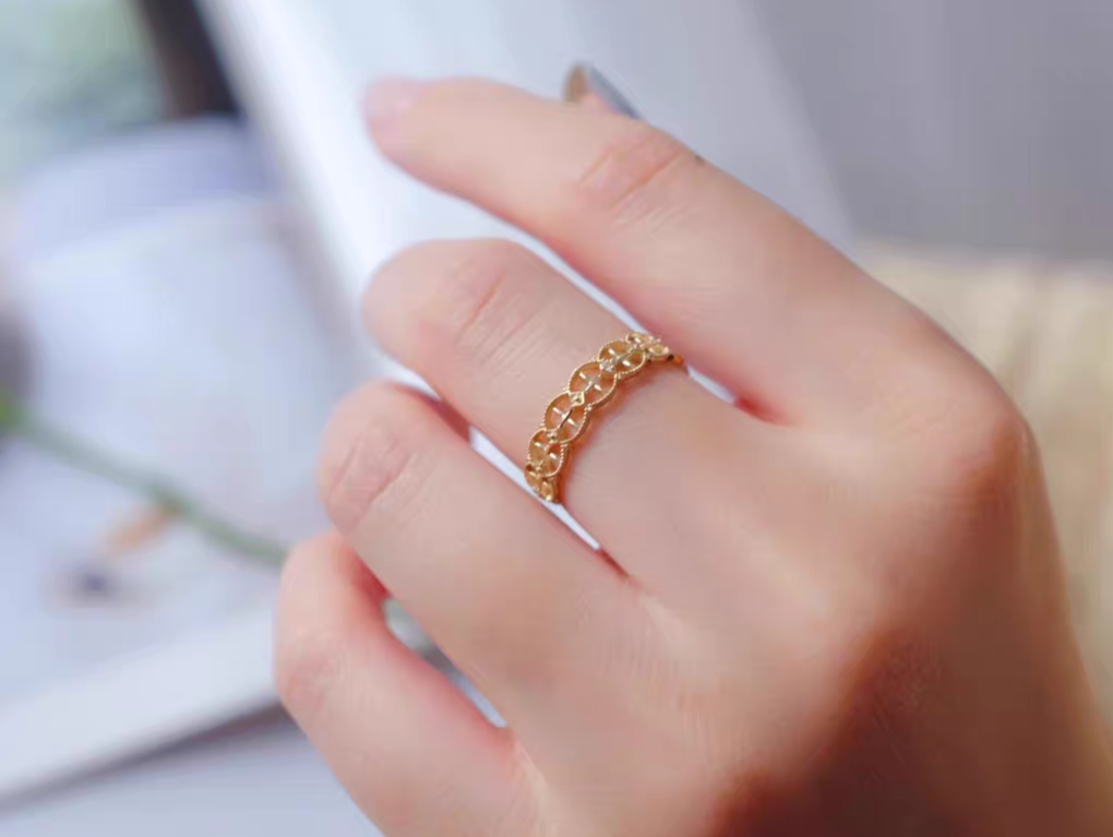 Waltz 9K gold vintage lace Certified Ring