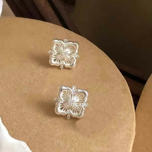 Trendy Sliver 925 Stud Earrings