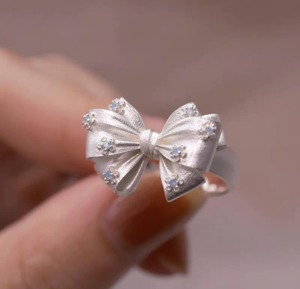 Bow Blings Sterling Silver Ring Resizable
