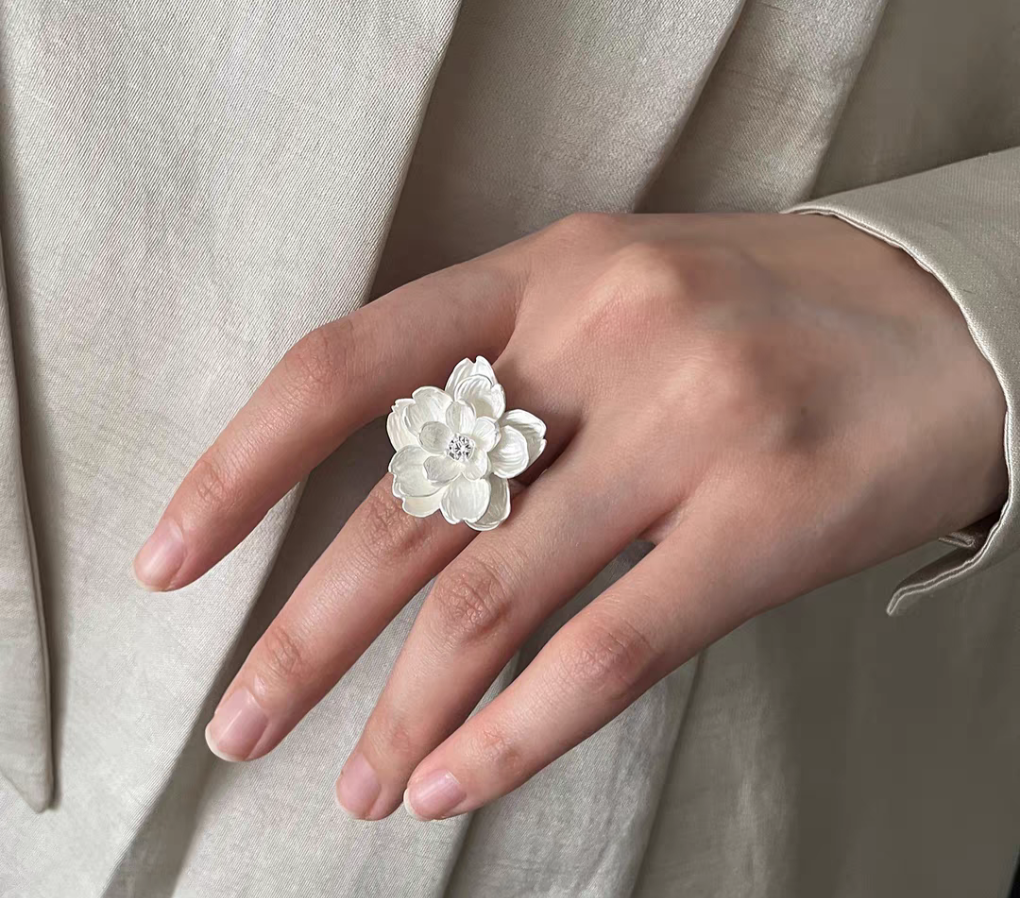 Sliver Jasmine Sterling Silver Ring - Resizable