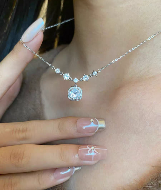 Exquisite Sterling Silver 925 Necklace with Cubic Zircon