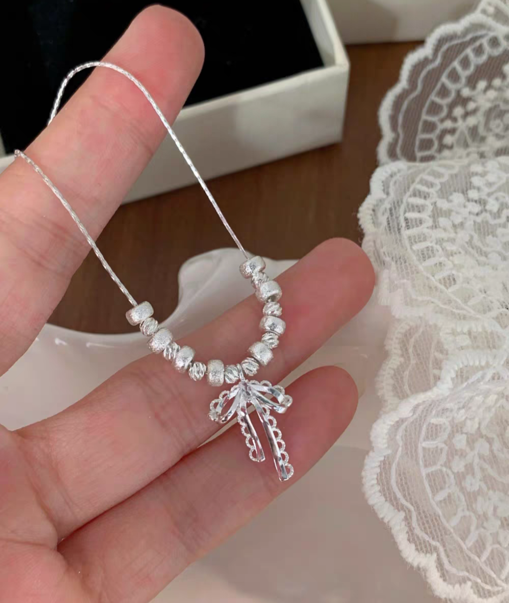 Bownknot Lacey Versatile Sterling Silver Necklace