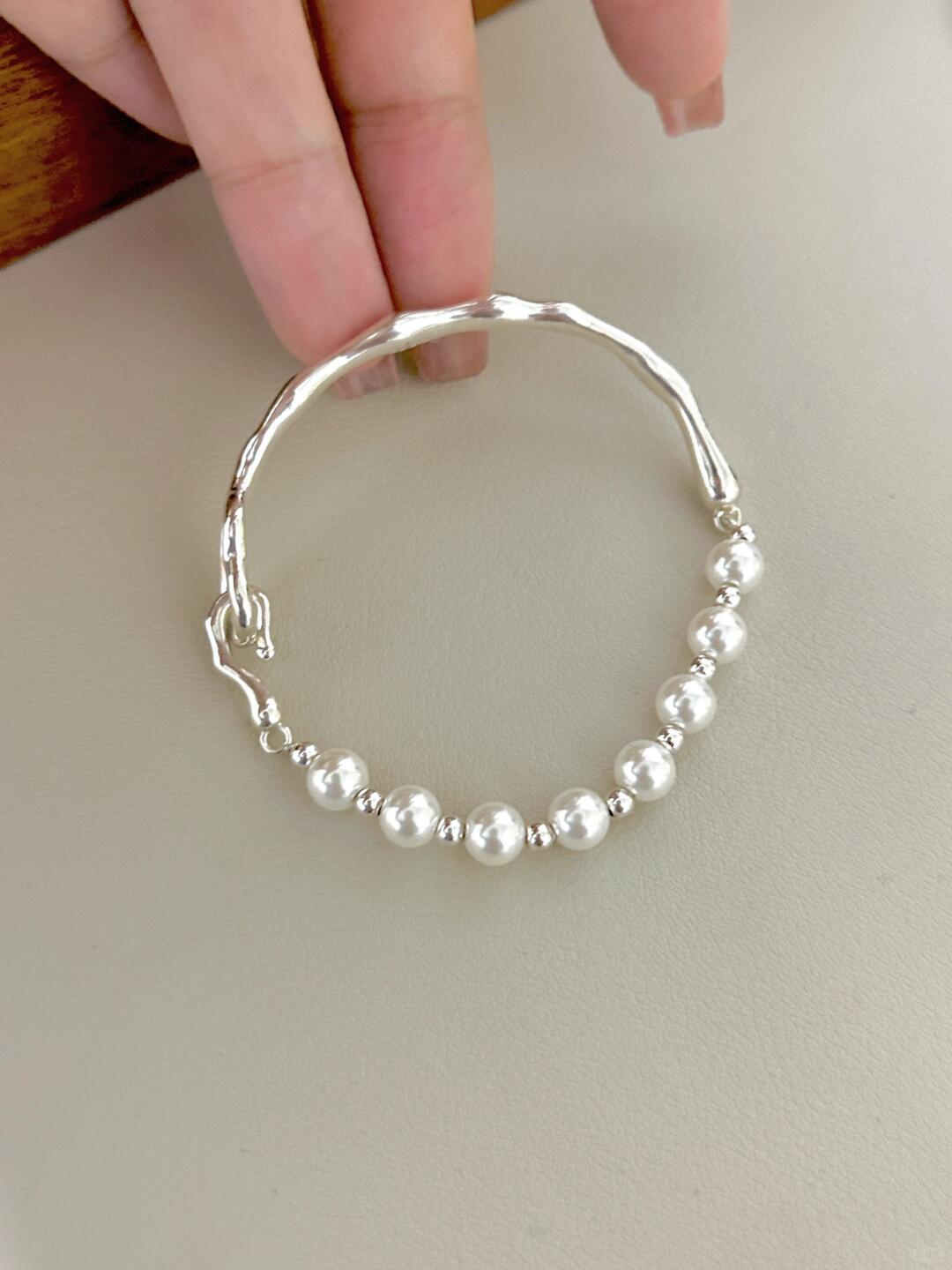 Minimalist design pearls Sterling Silver 925 Bracelet