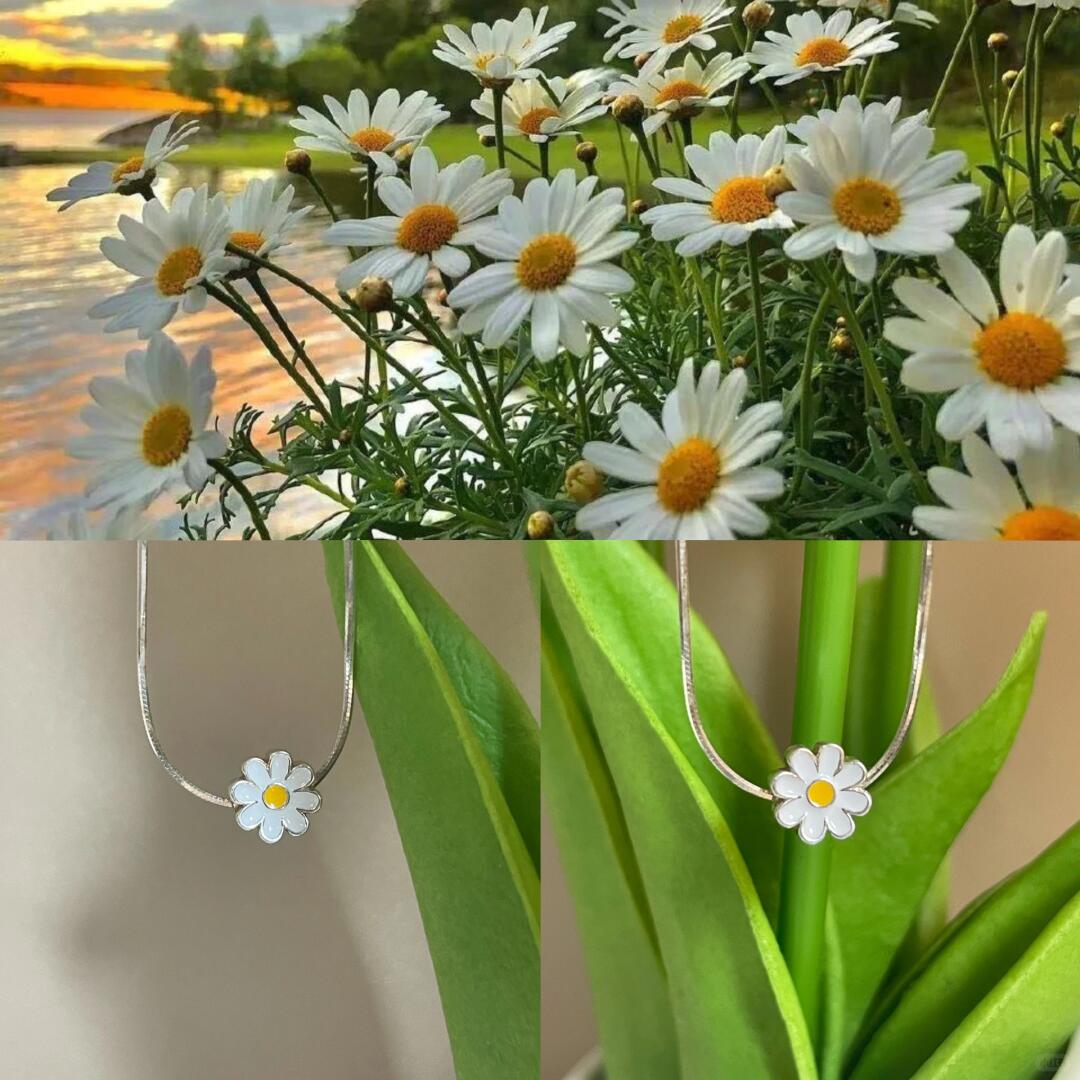 Lazy Daisy Sterling Silver Necklace