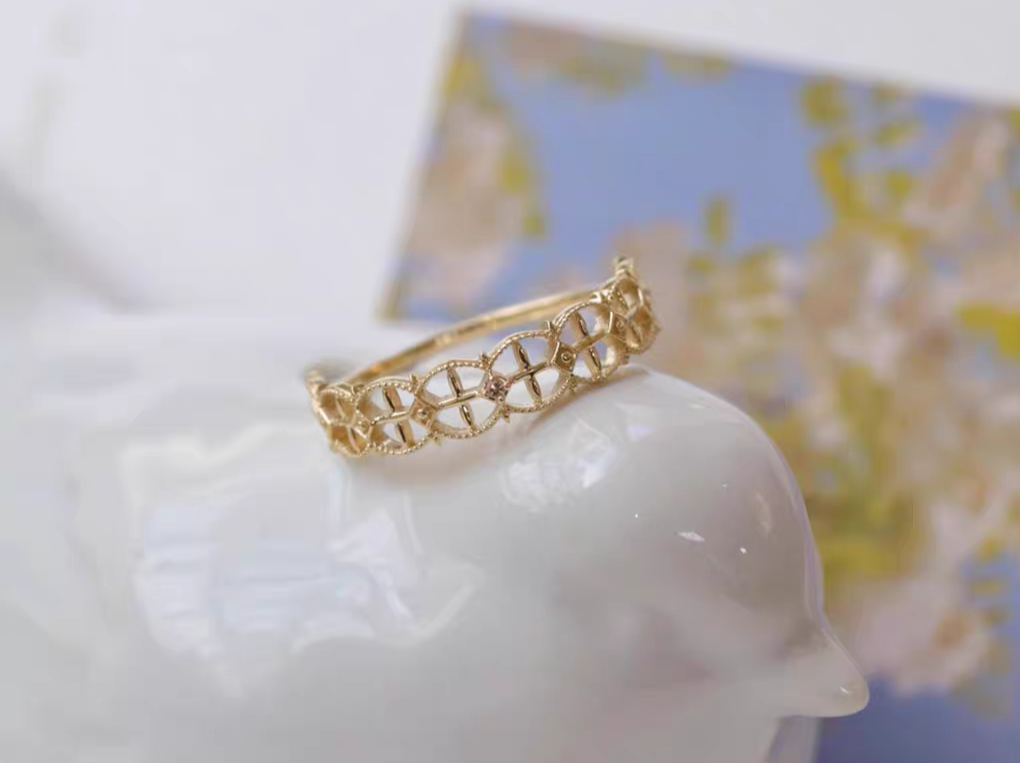 Waltz 9K gold vintage lace Certified Ring