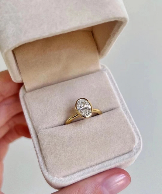 Classy Exquisite Ovel Sterling Silver 925 Ring