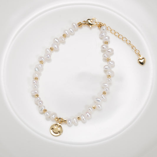 Smiley Charm Natural freshwater pearls 18k gold filled  Bracelet