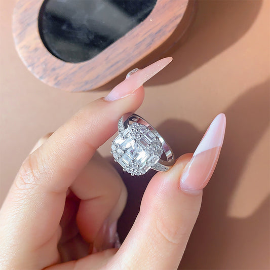 Luxurious Look Sterling Silver 925 Ring With high quality cubic Zircon