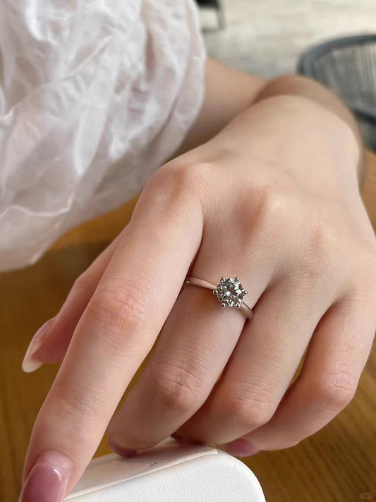 PT950 platinum Real Natural Diamond GIA Certified Ring- Classic sixprong setting