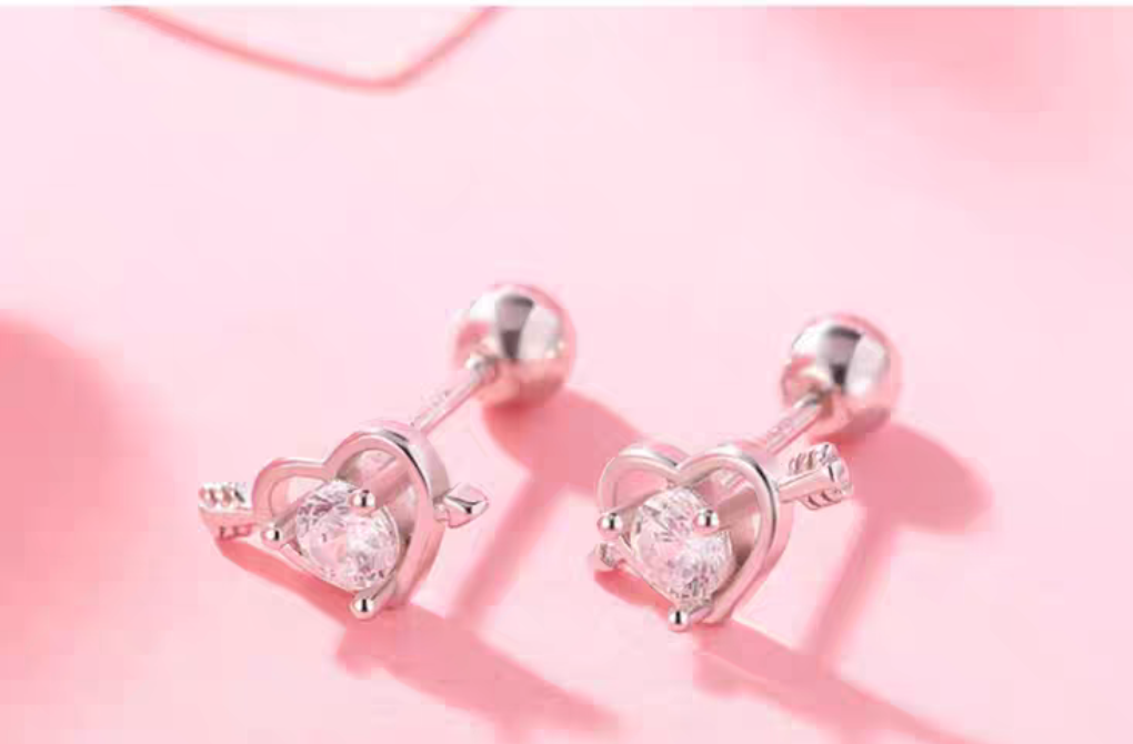 Cupid shot Sterling Silver 925 Stud earrings