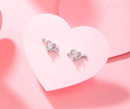 Cupid shot Sterling Silver 925 Stud earrings