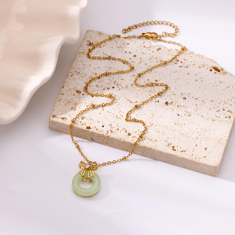 Jade Bow wow Sterling Silver 925 Necklace